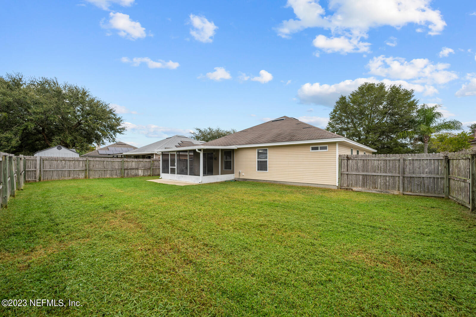 2134 WILLESDON Drive W