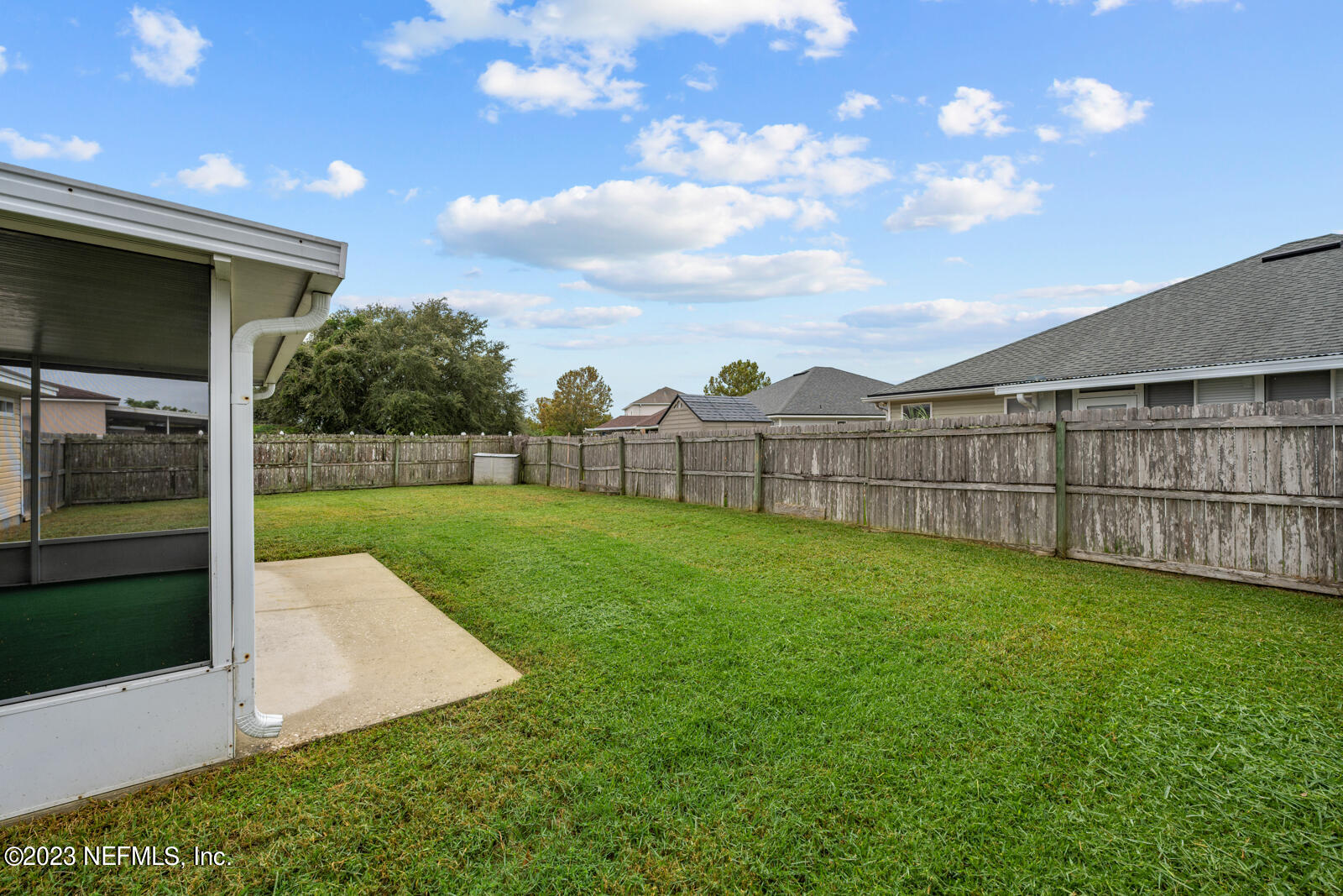 2134 WILLESDON Drive W