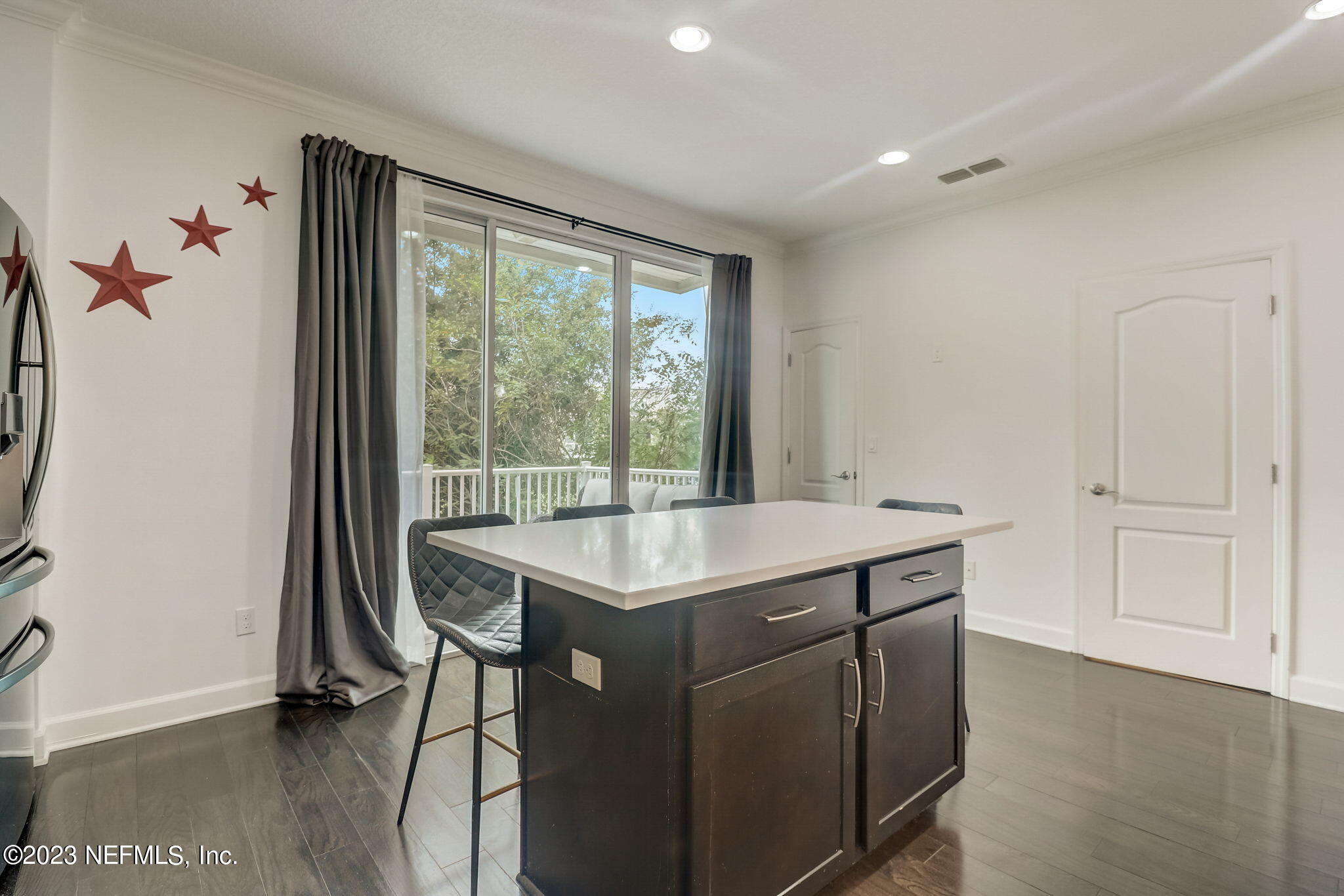 4496 ELLIPSE Drive