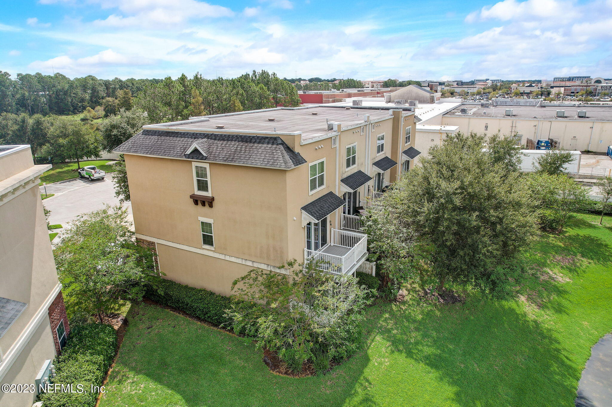 4496 ELLIPSE Drive