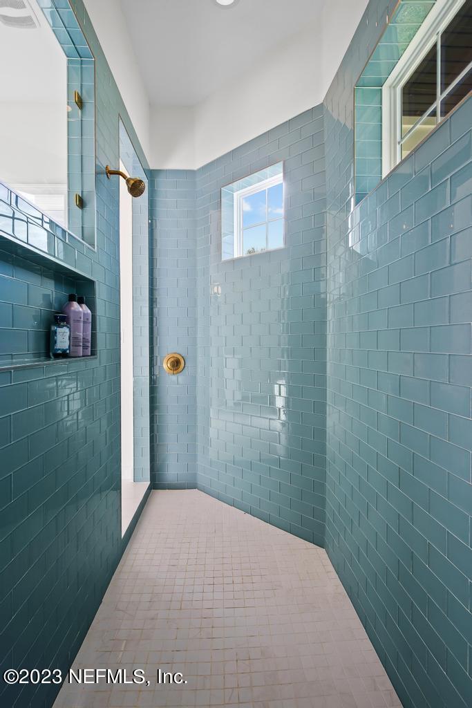 570 COOPERS COVE Road