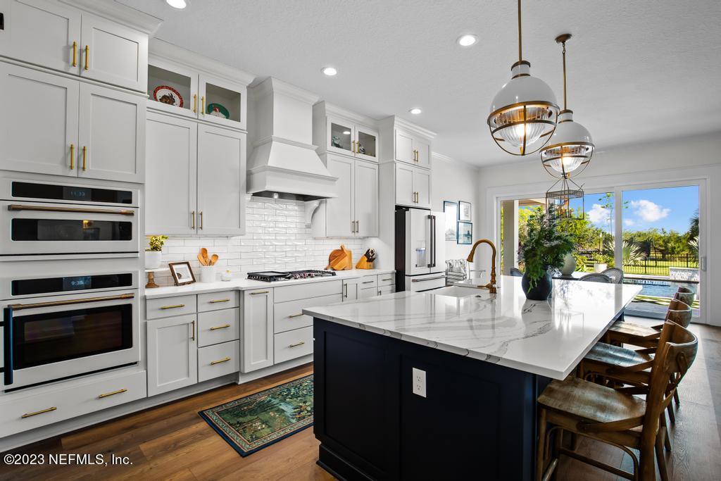 570 COOPERS COVE Road