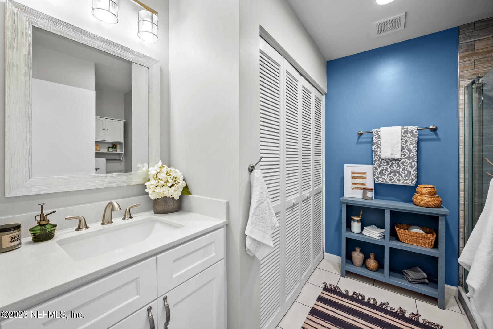 9360 CRAVEN Road, 705