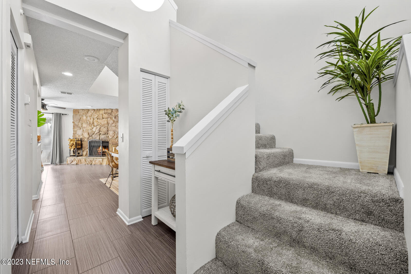 9360 CRAVEN Road, 705