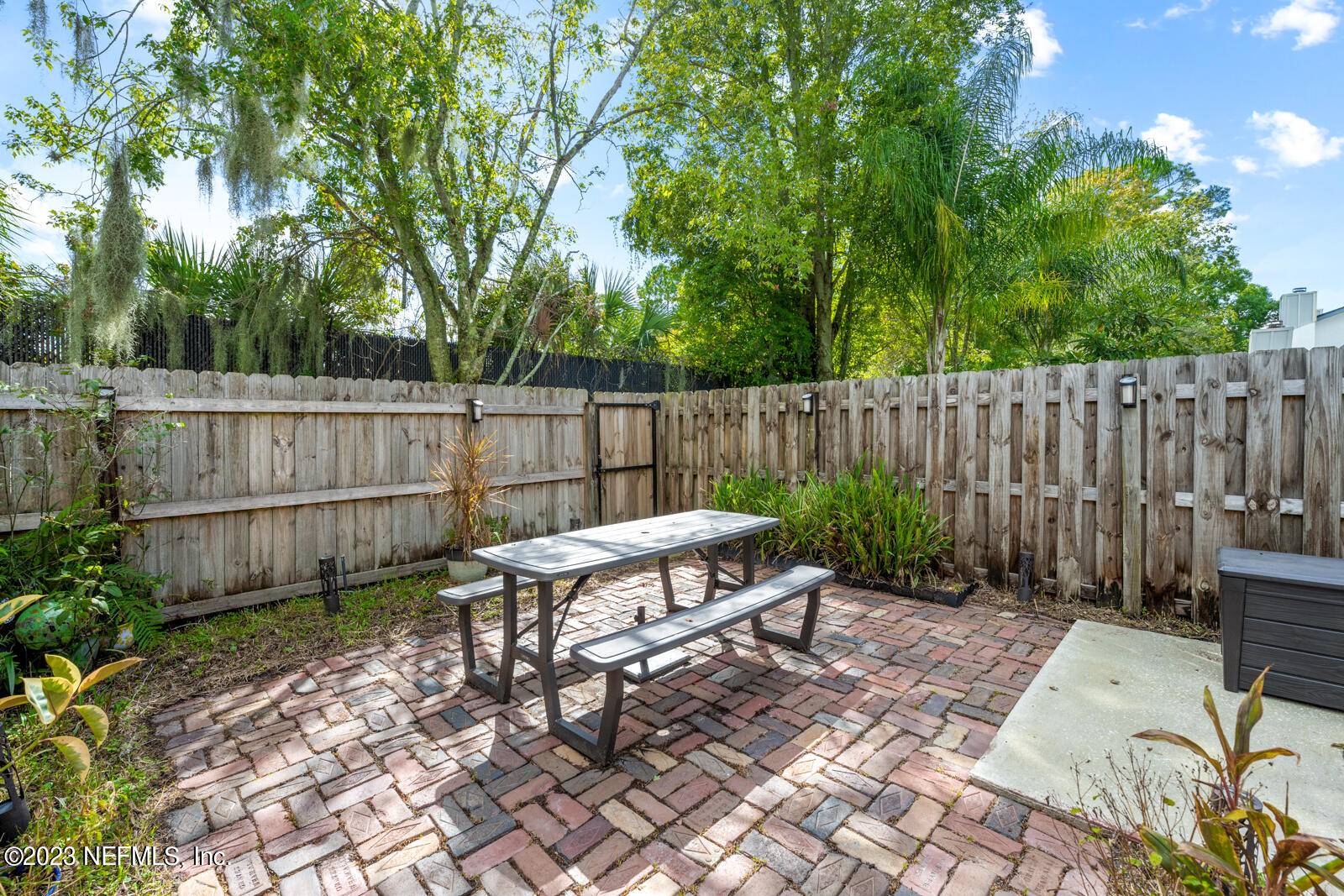 9360 CRAVEN Road, 705