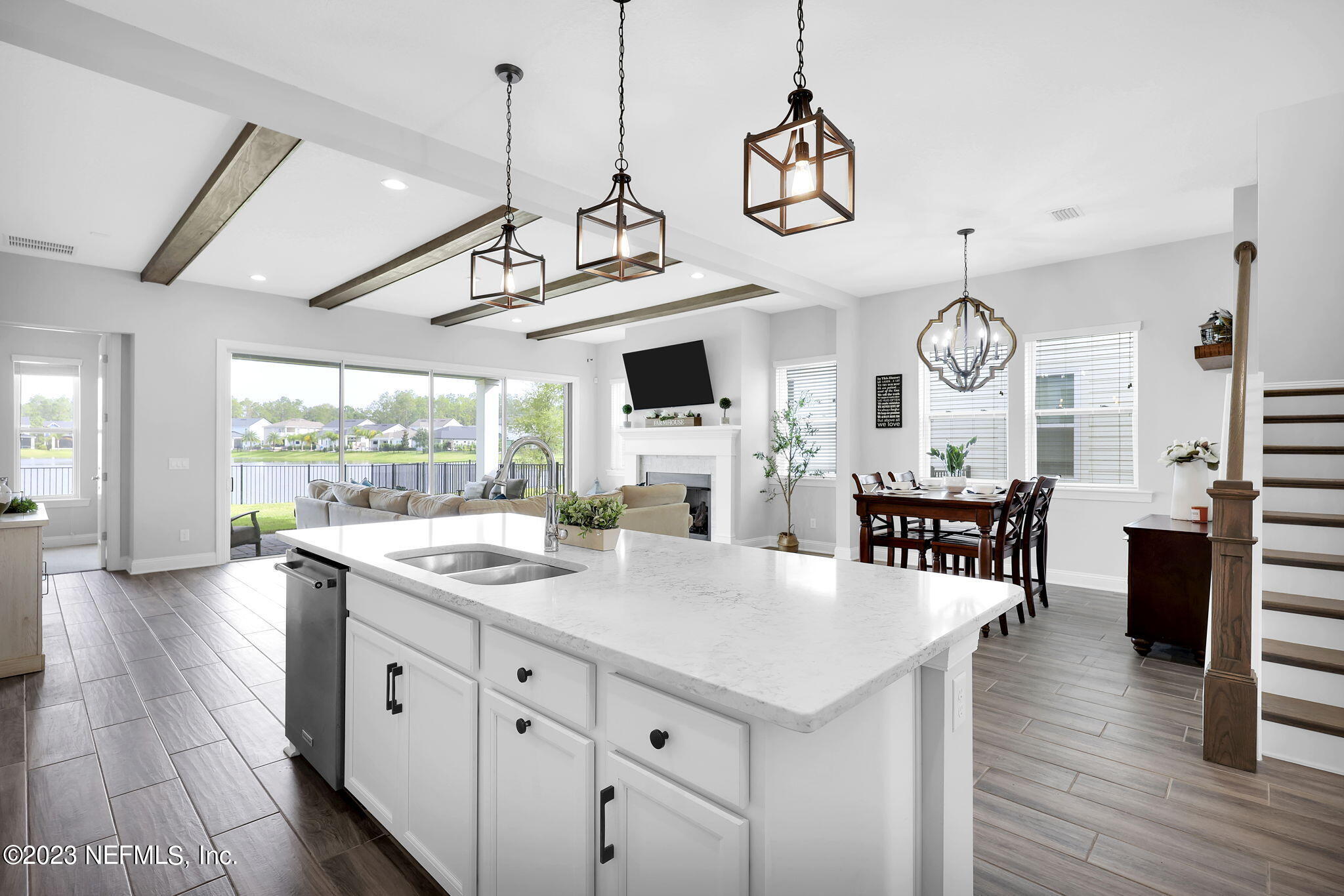 473 PARKBLUFF Circle