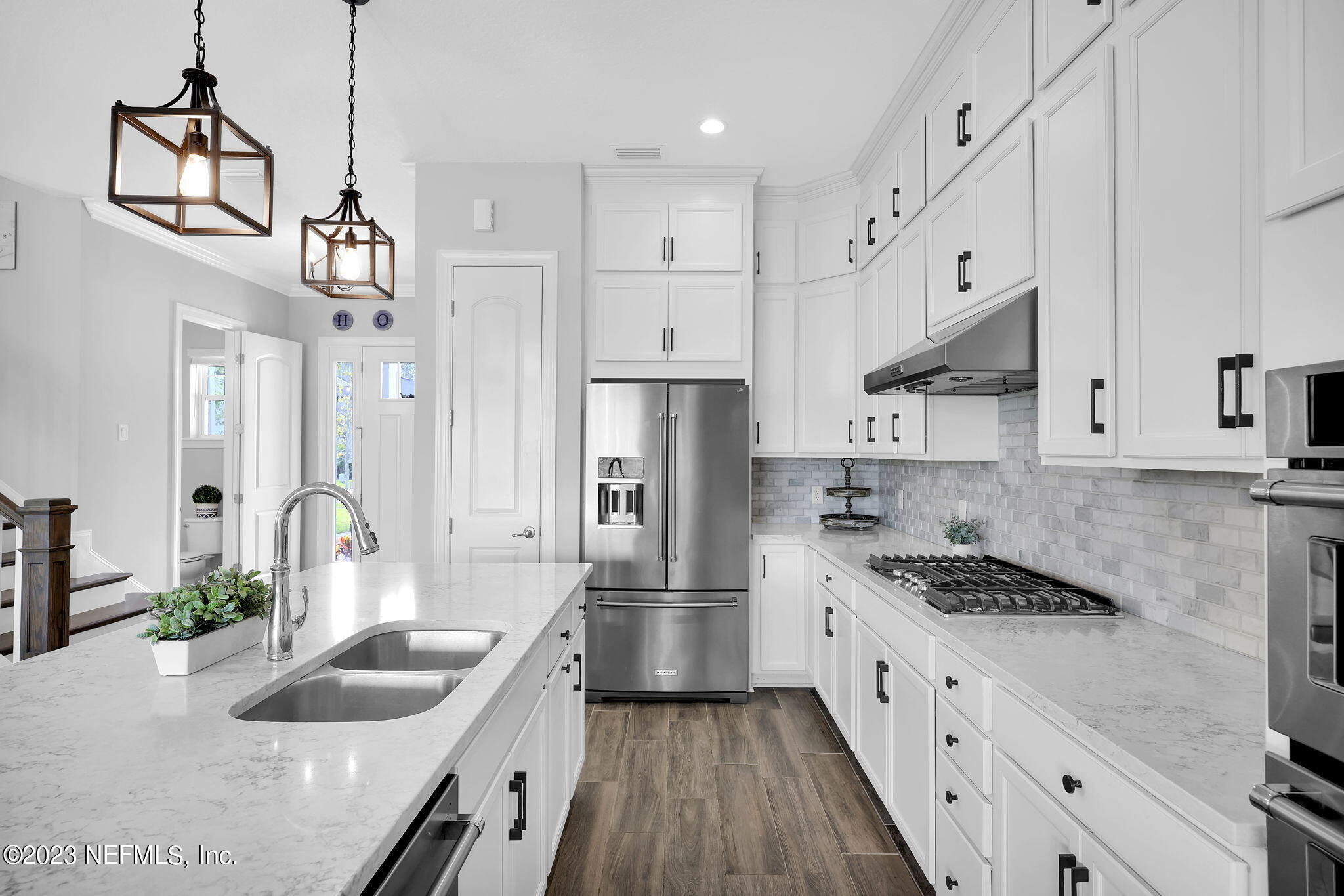 473 PARKBLUFF Circle