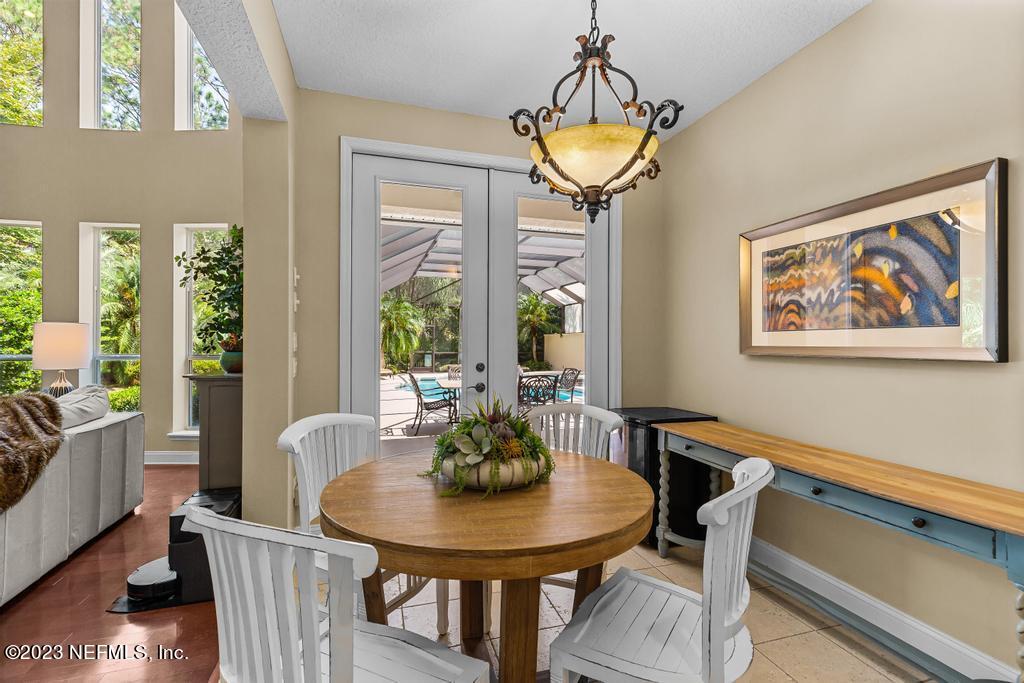 152 PARKSIDE Drive