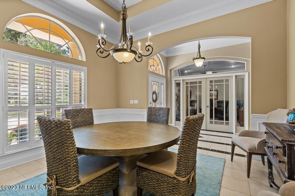 152 PARKSIDE Drive