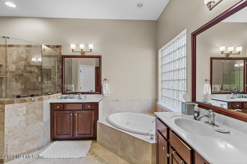 152 PARKSIDE Drive