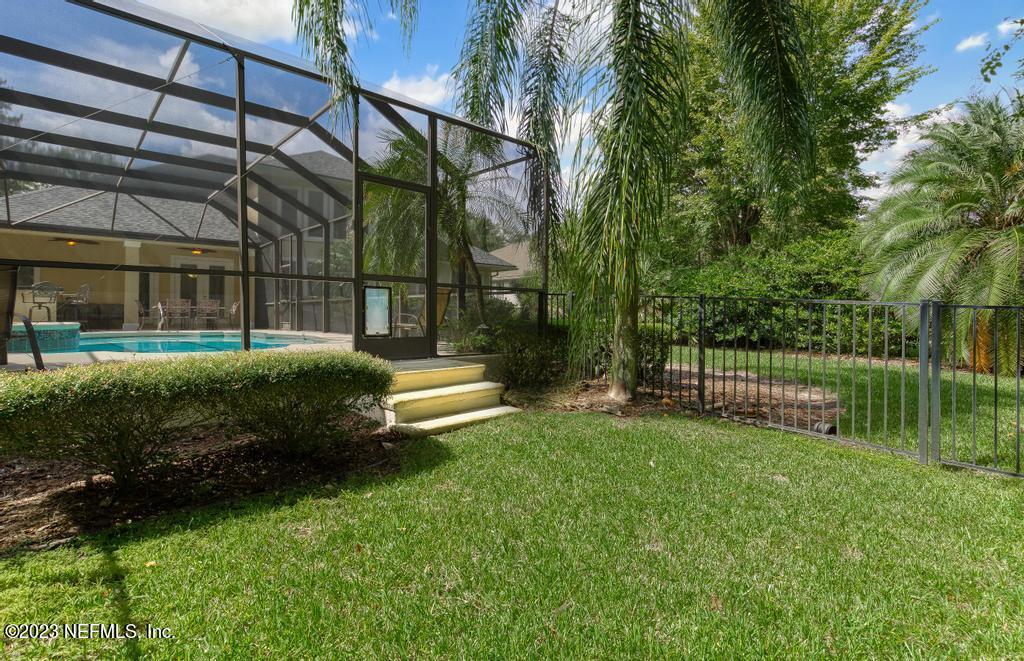 152 PARKSIDE Drive
