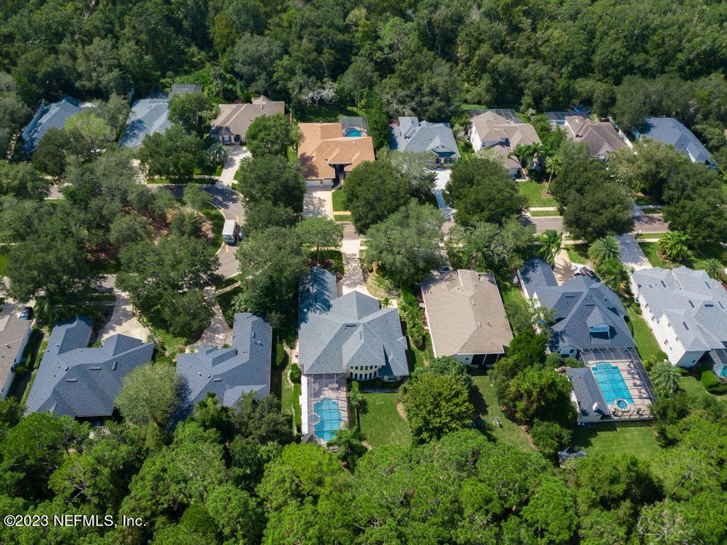 152 PARKSIDE Drive