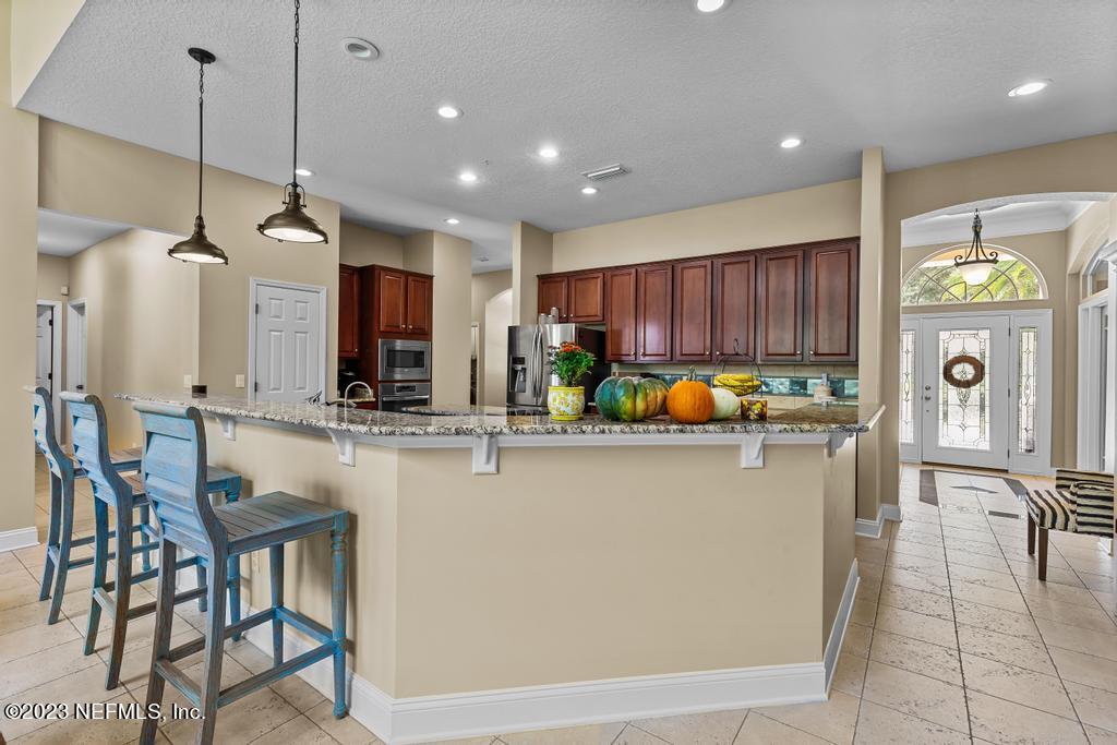 152 PARKSIDE Drive