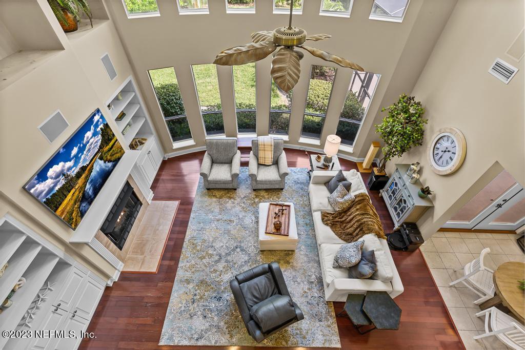 152 PARKSIDE Drive