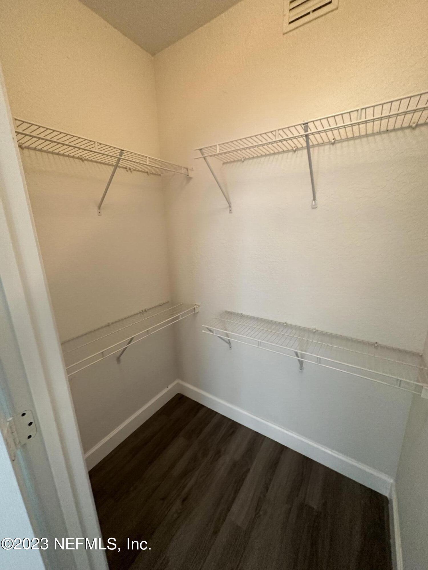 10075 GATE Parkway N, 103