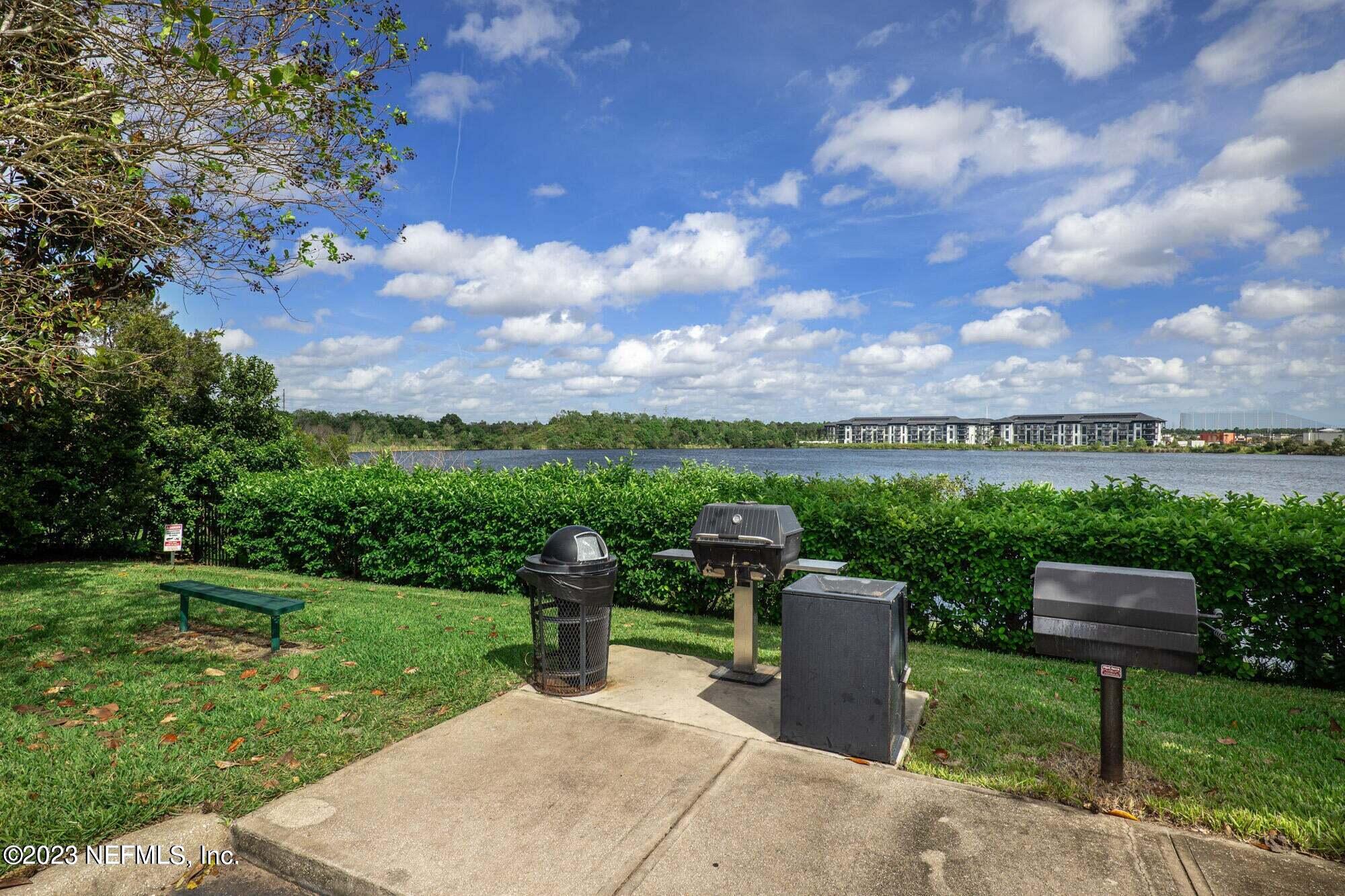 10075 GATE Parkway N, 103