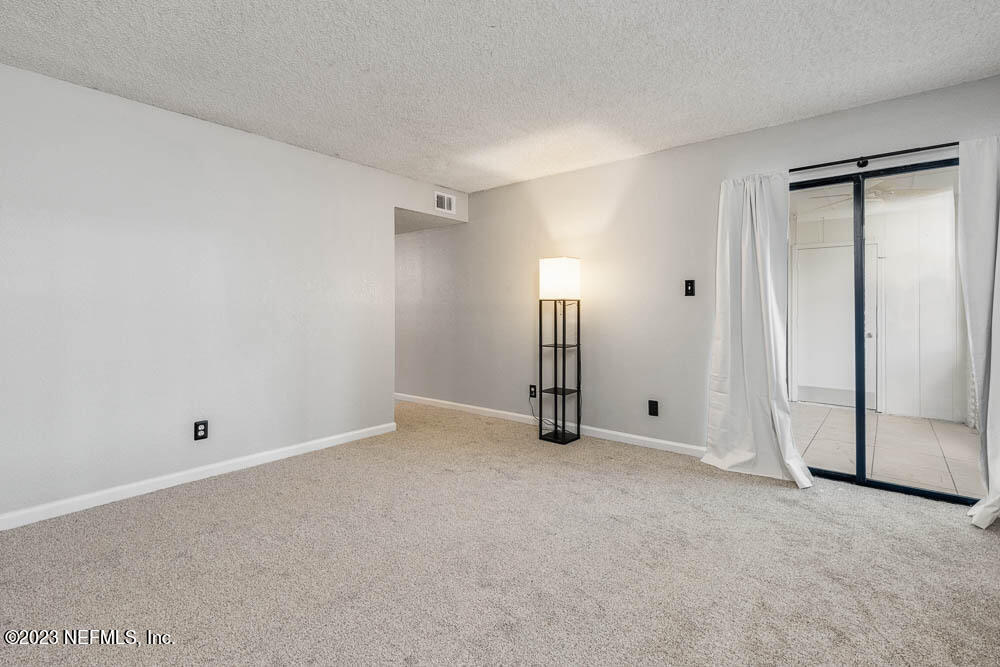 7740 SOUTHSIDE Boulevard, 1203