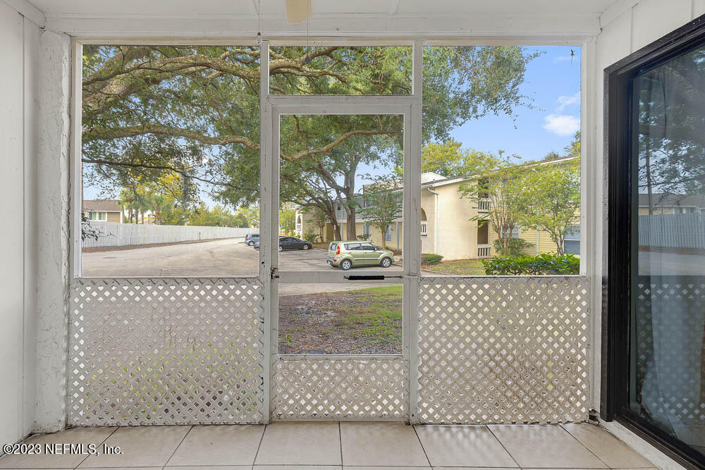 7740 SOUTHSIDE Boulevard, 1203