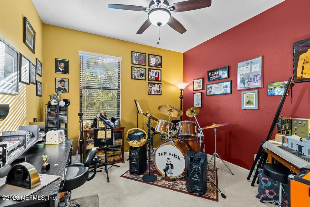 13 WINDING PATH Drive