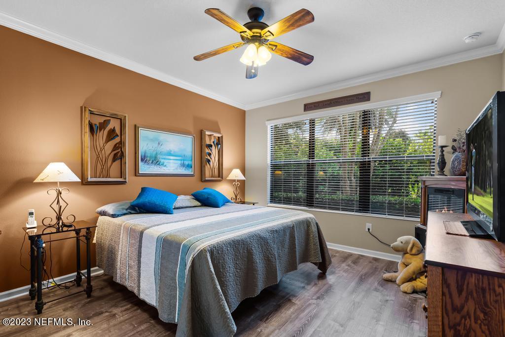 13 WINDING PATH Drive