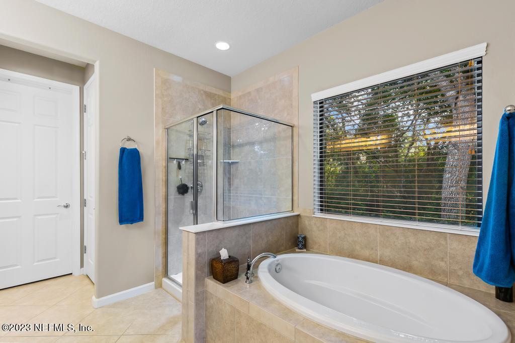 13 WINDING PATH Drive