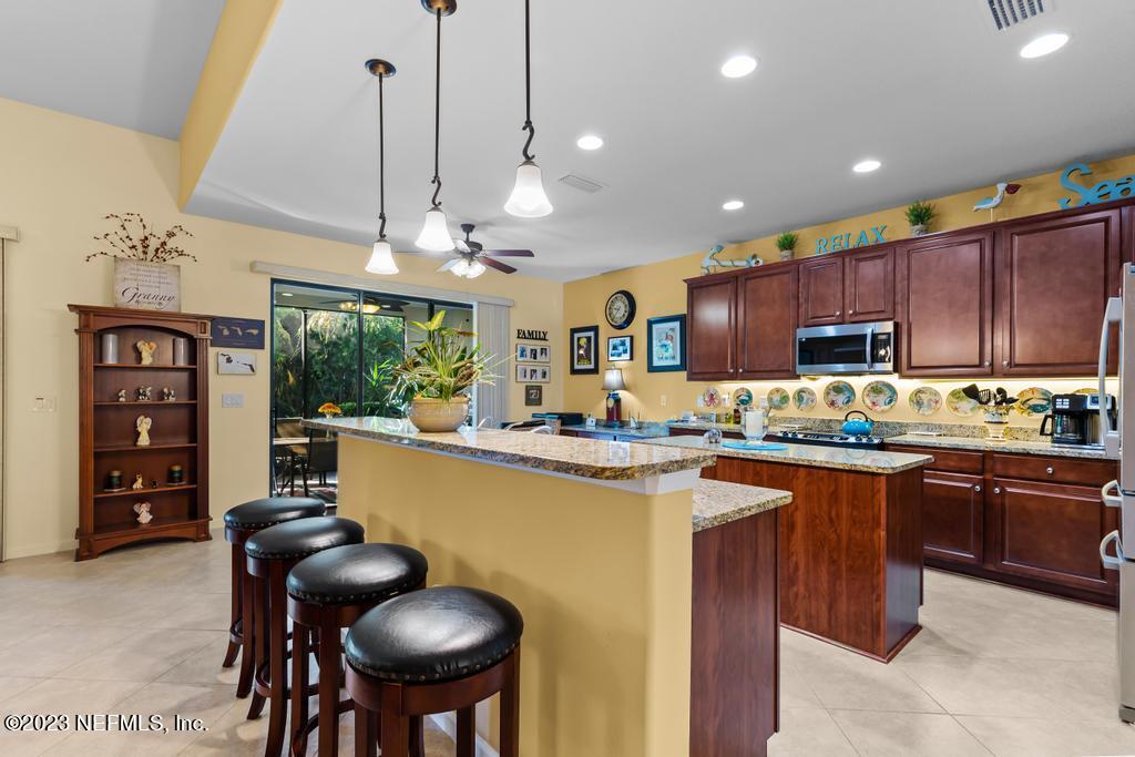 13 WINDING PATH Drive