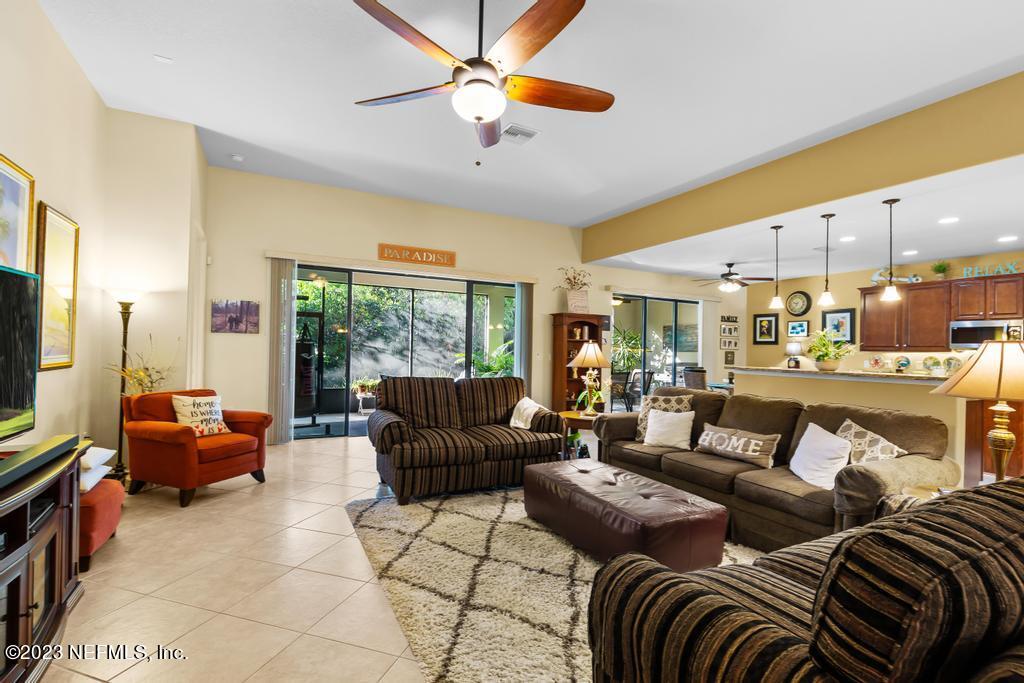13 WINDING PATH Drive