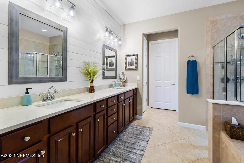 13 WINDING PATH Drive
