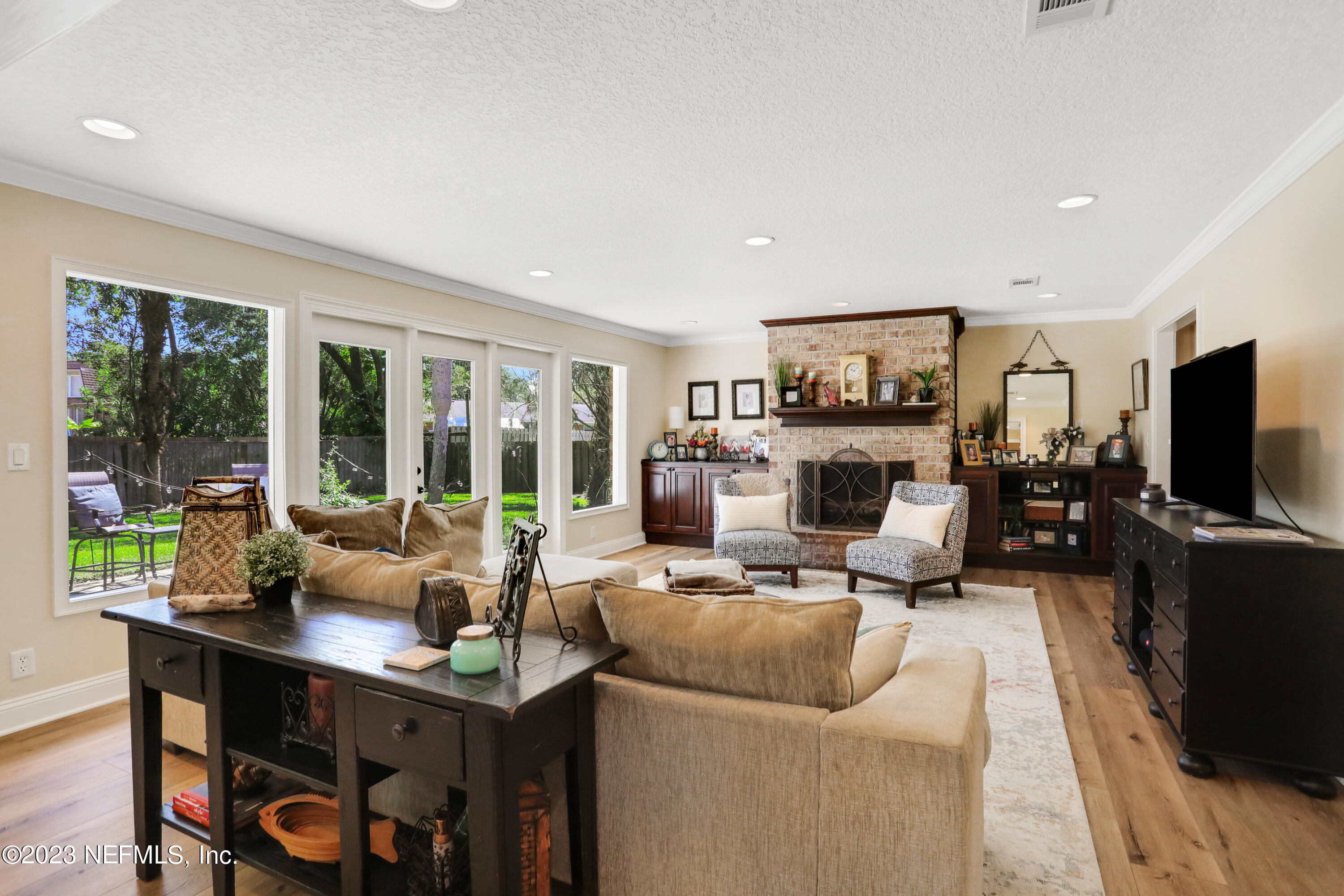 8653 VILLA SAN JOSE Drive E