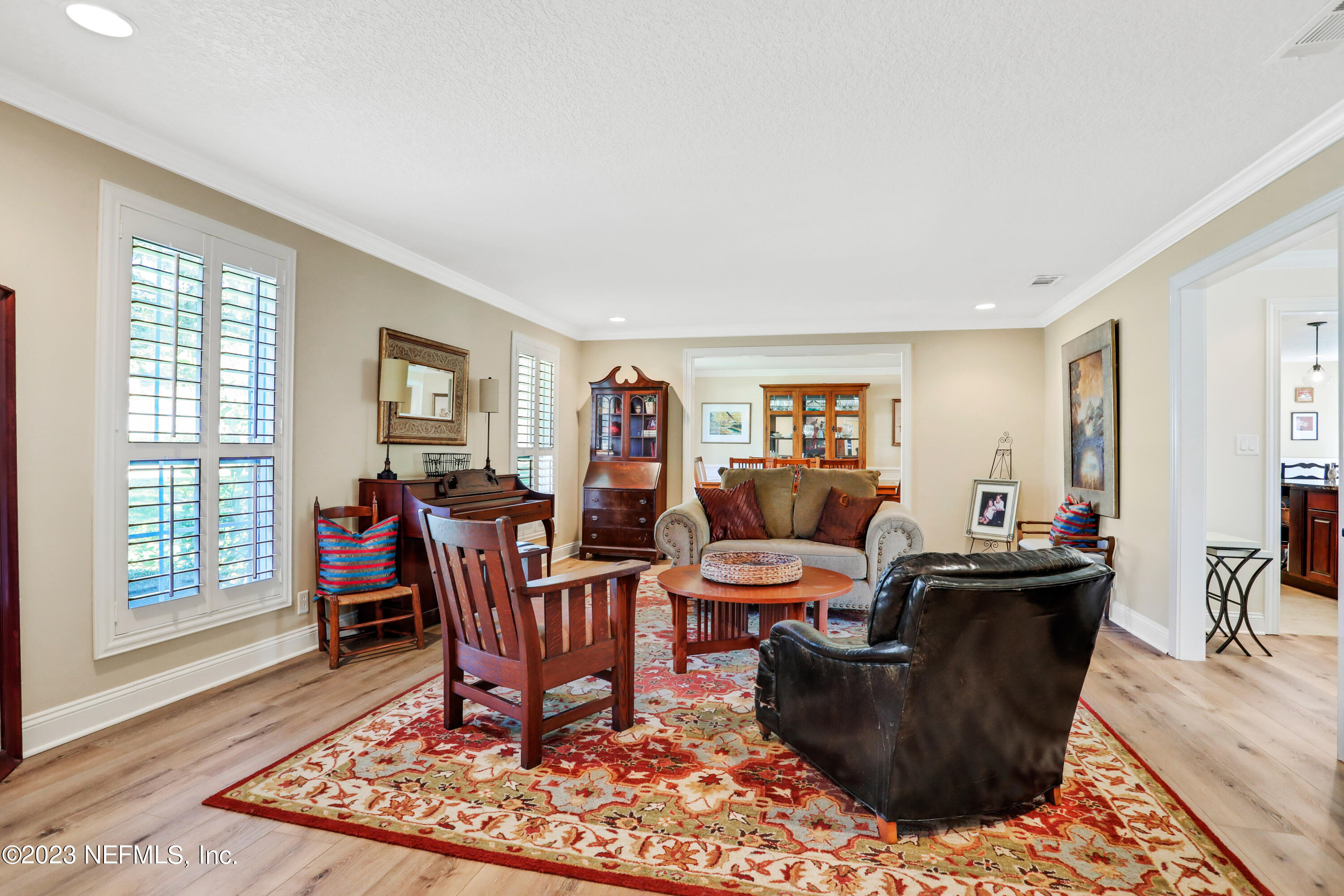 8653 VILLA SAN JOSE Drive E