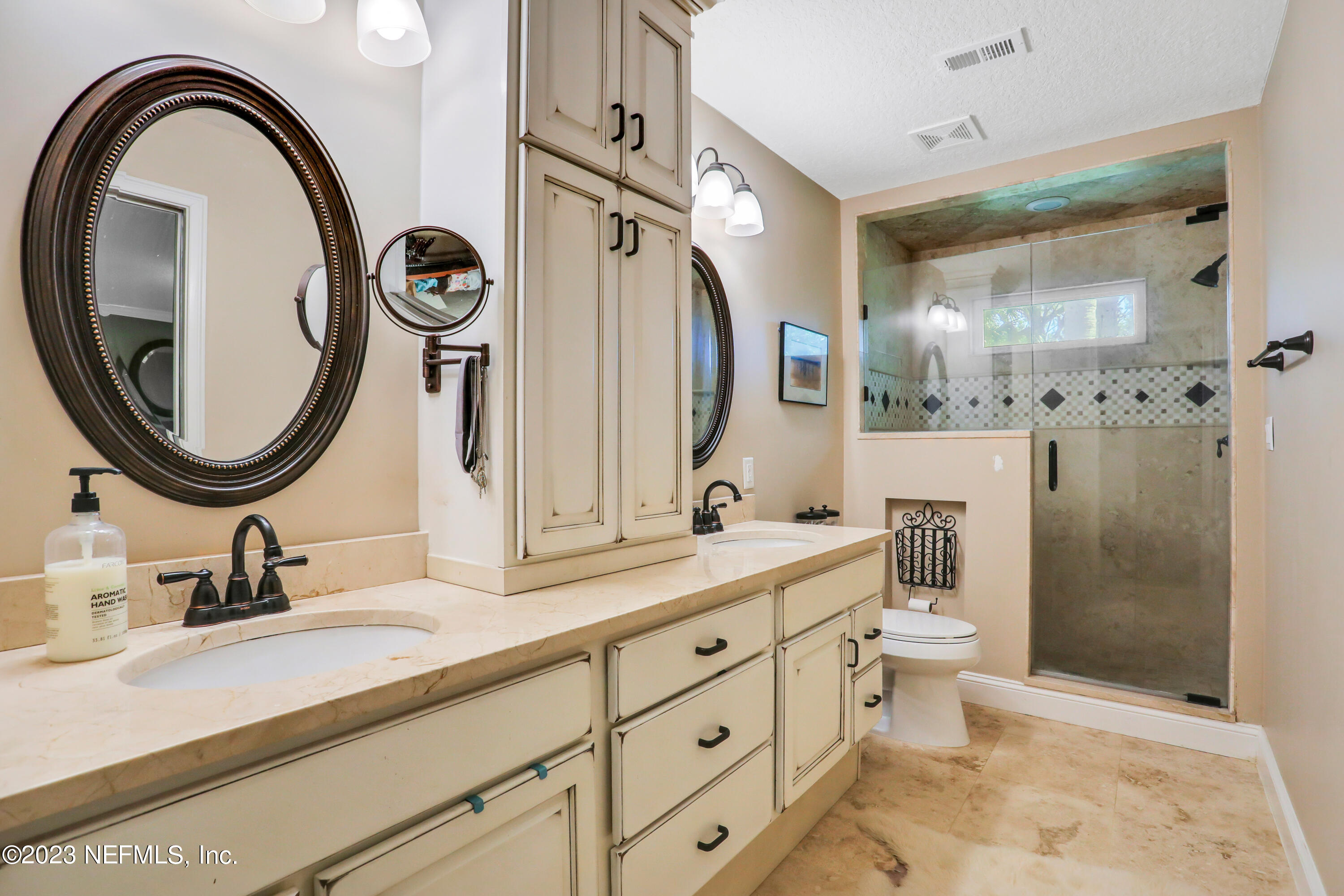 8653 VILLA SAN JOSE Drive E