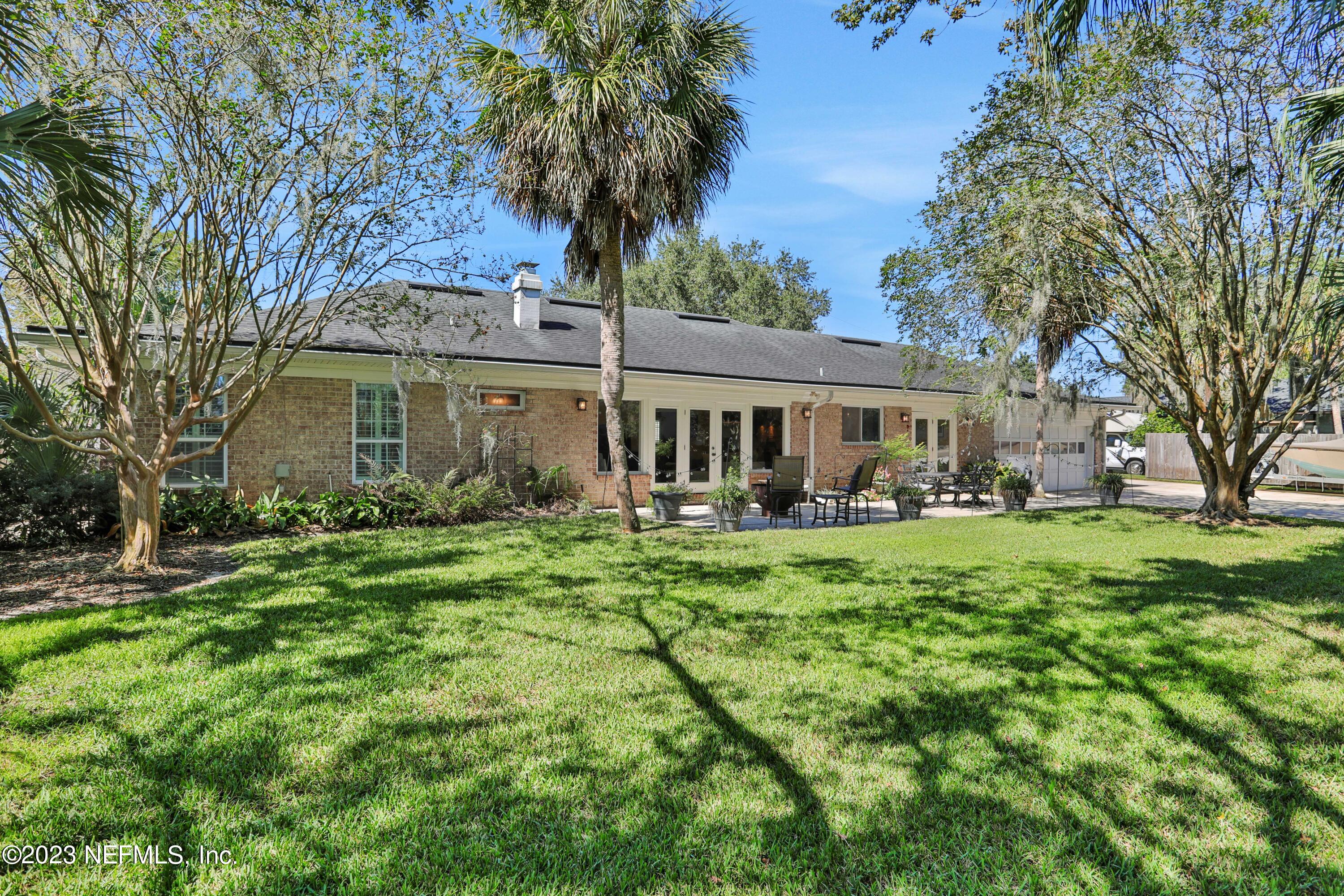 8653 VILLA SAN JOSE Drive E