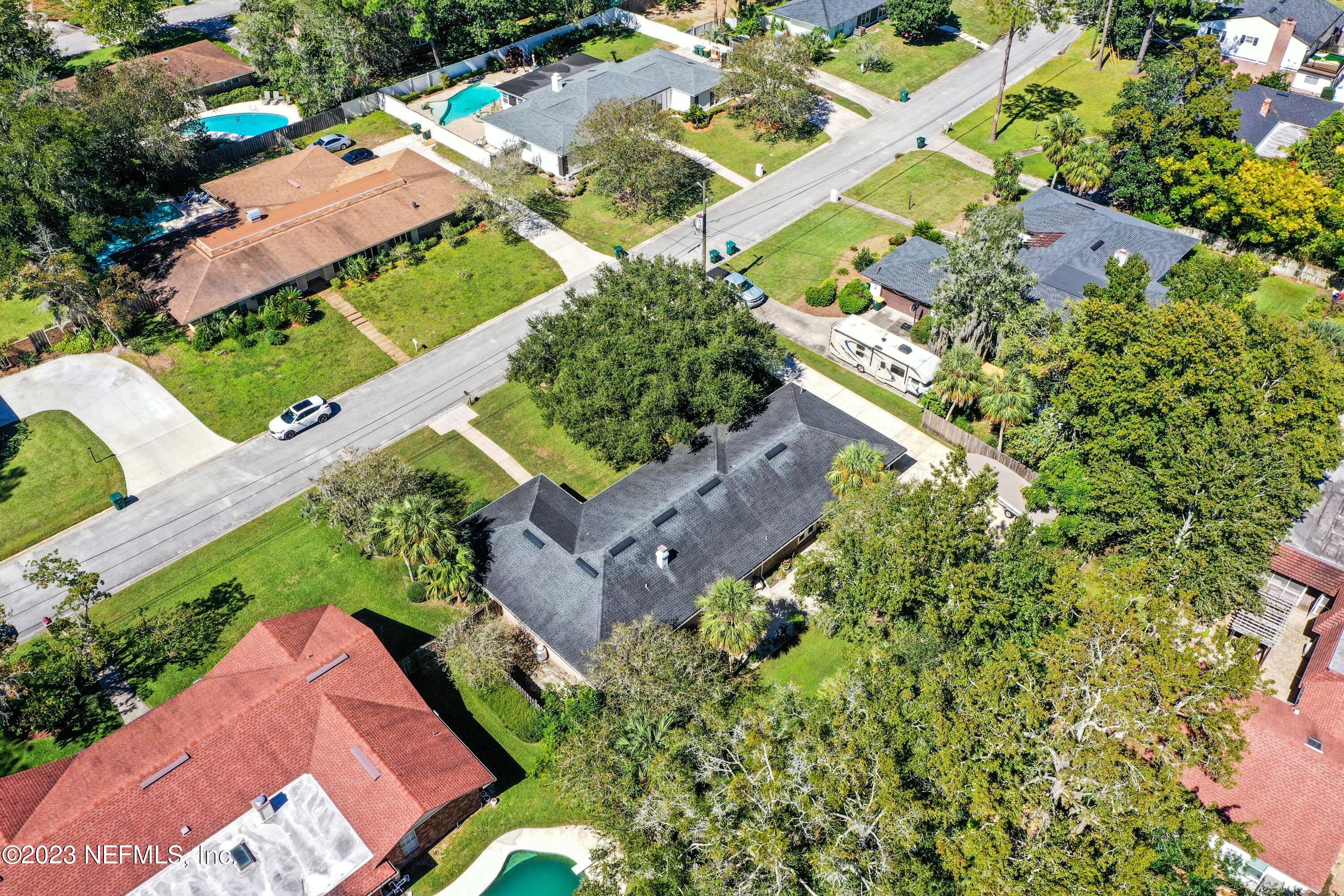 8653 VILLA SAN JOSE Drive E