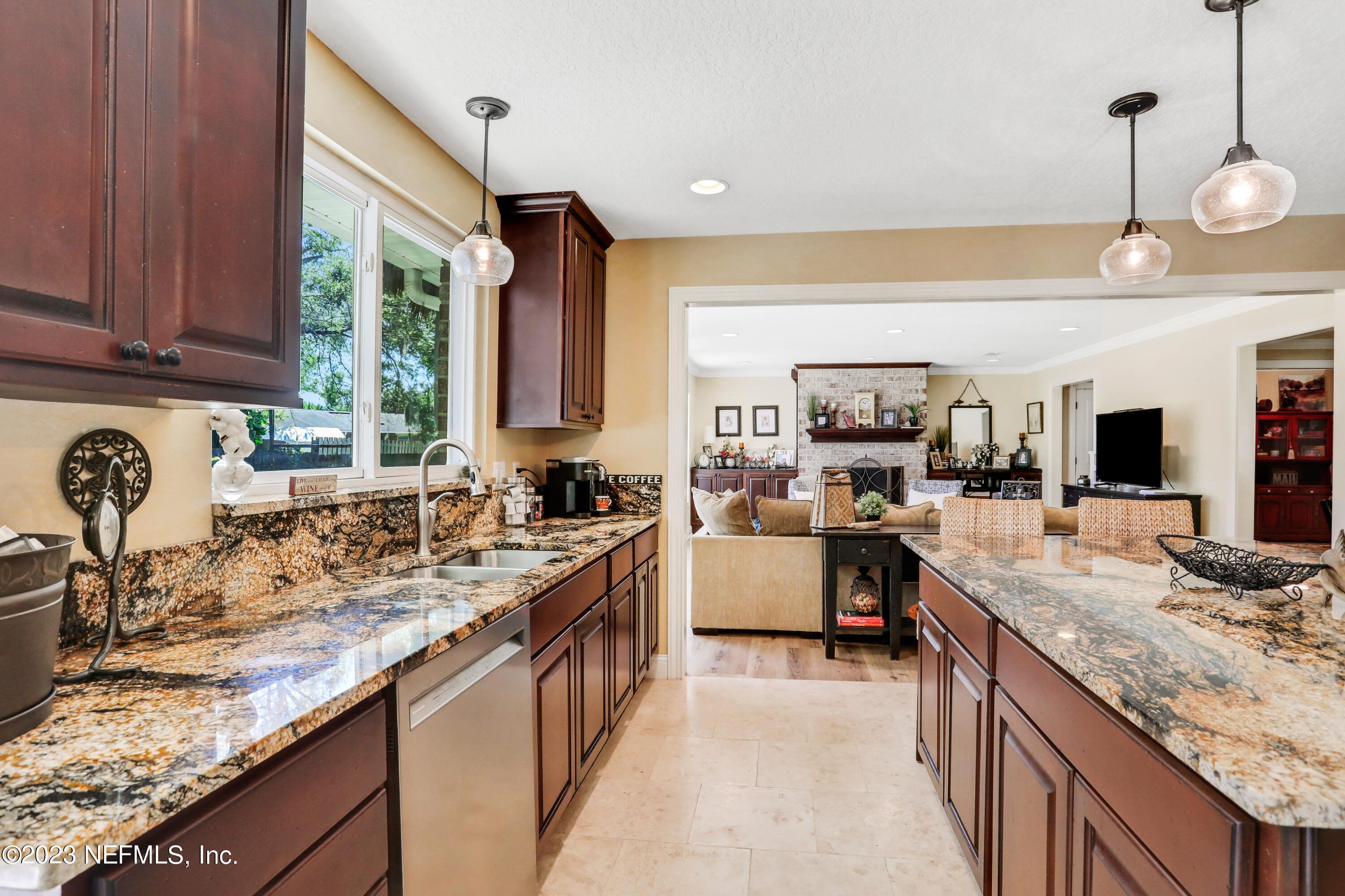 8653 VILLA SAN JOSE Drive E