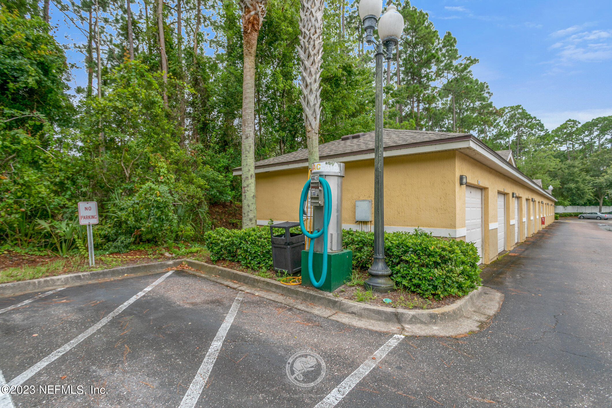 3591 KERNAN Boulevard S, 609