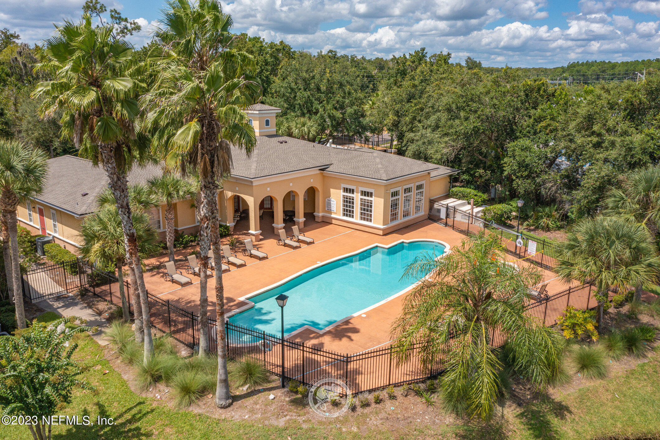 3591 KERNAN Boulevard S, 609