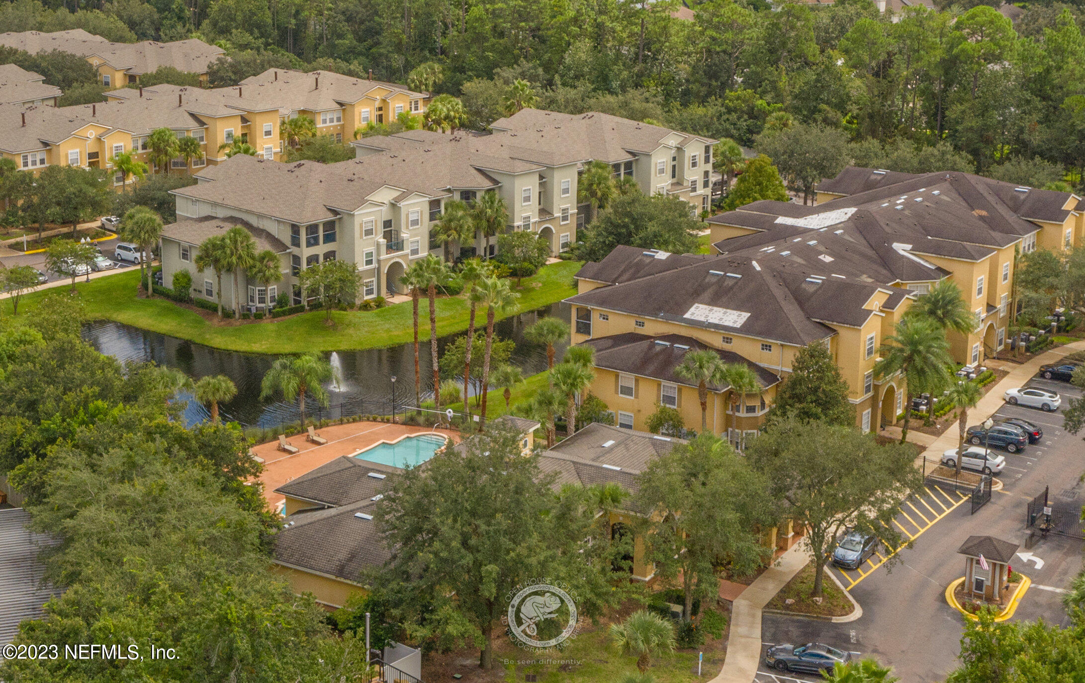 3591 KERNAN Boulevard S, 609