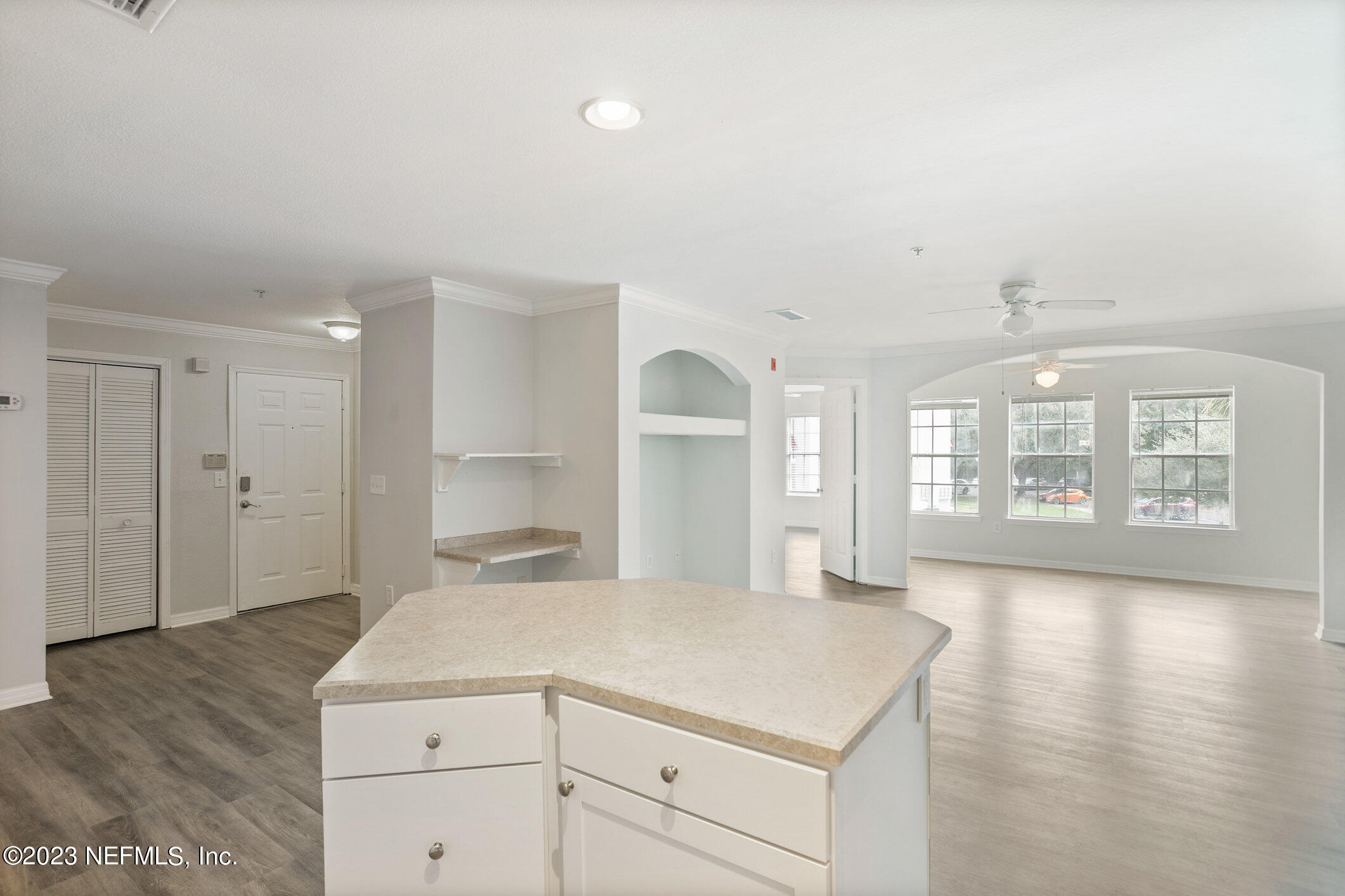 3591 KERNAN Boulevard S, 609