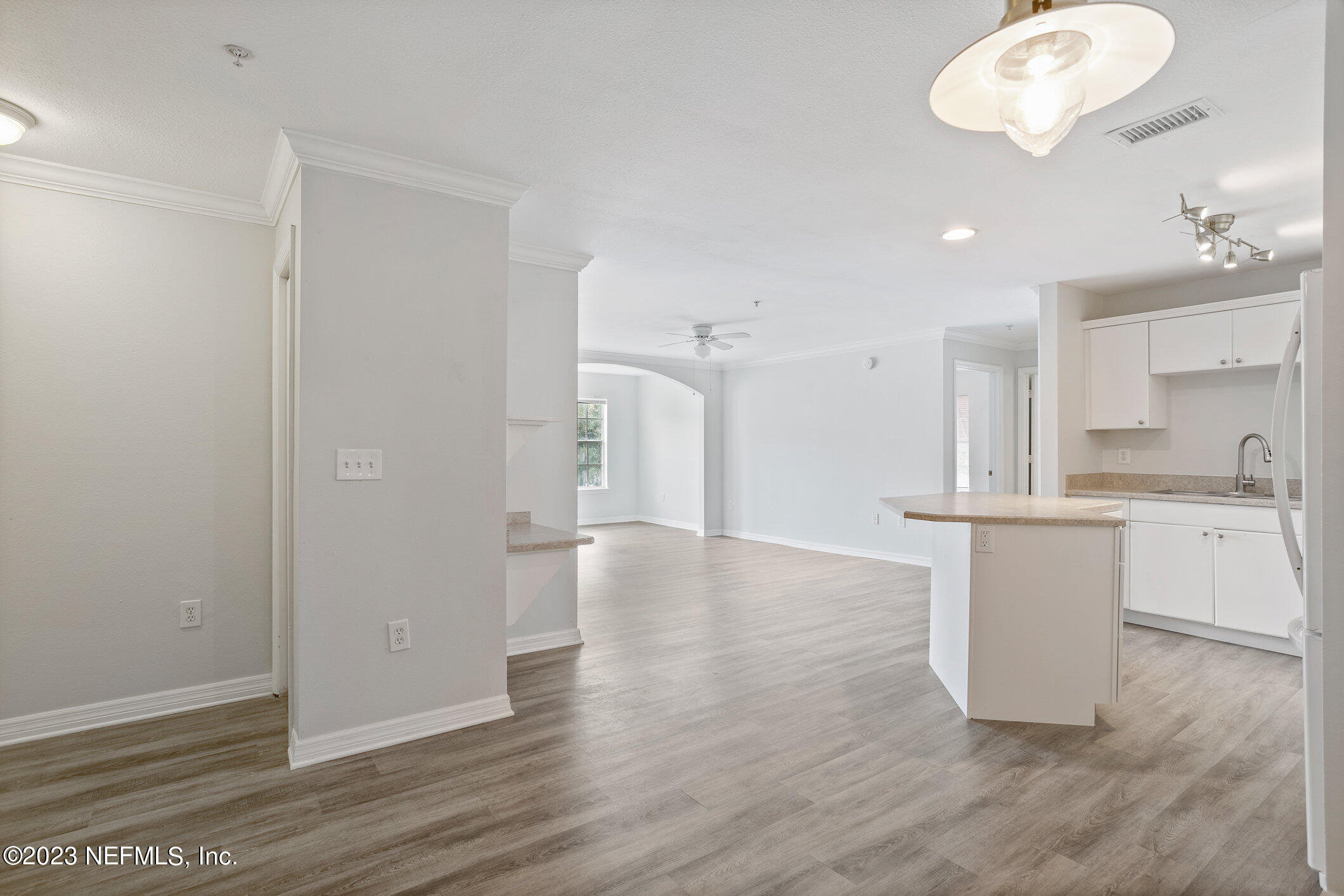 3591 KERNAN Boulevard S, 609