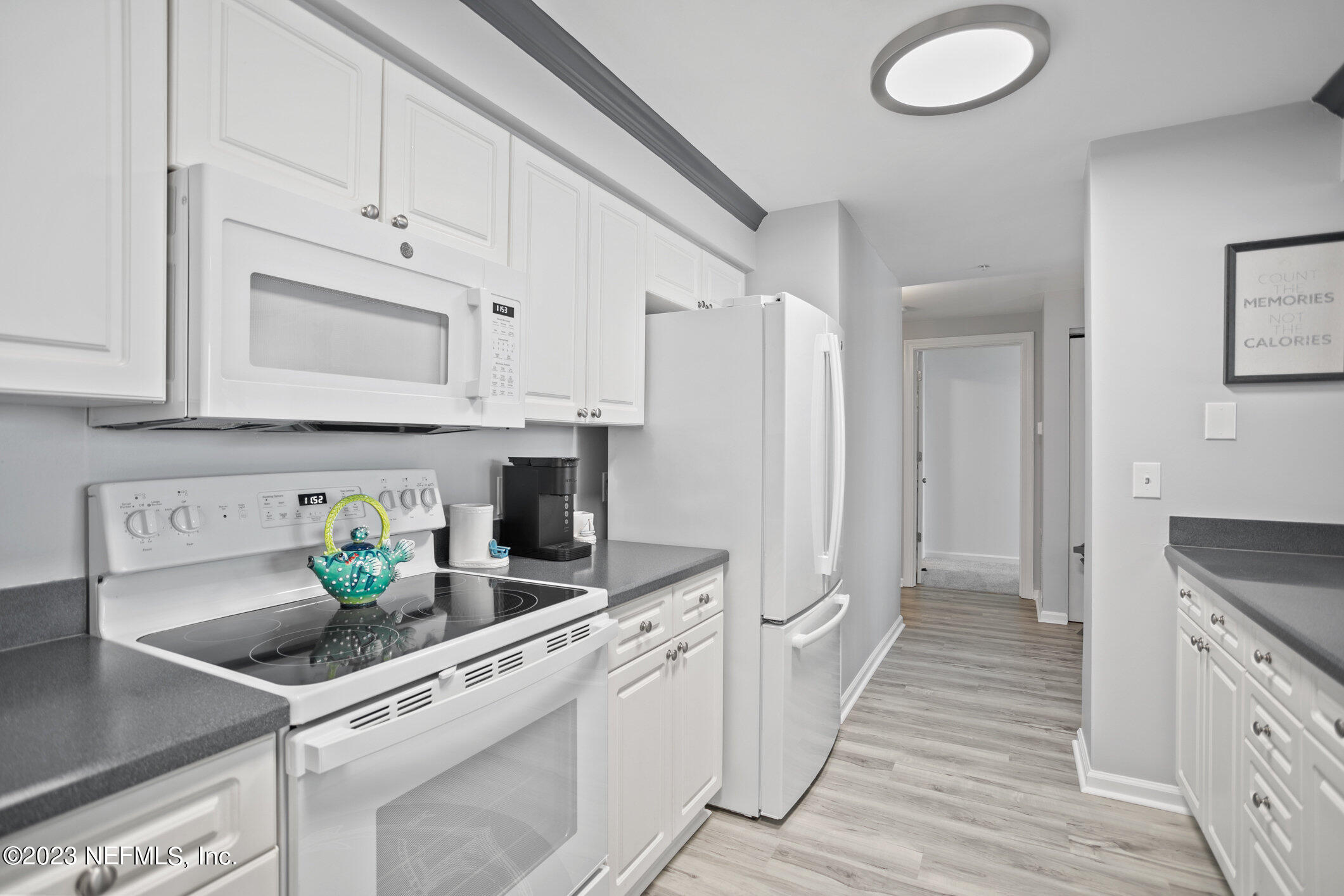 1415 1ST Street N, 502