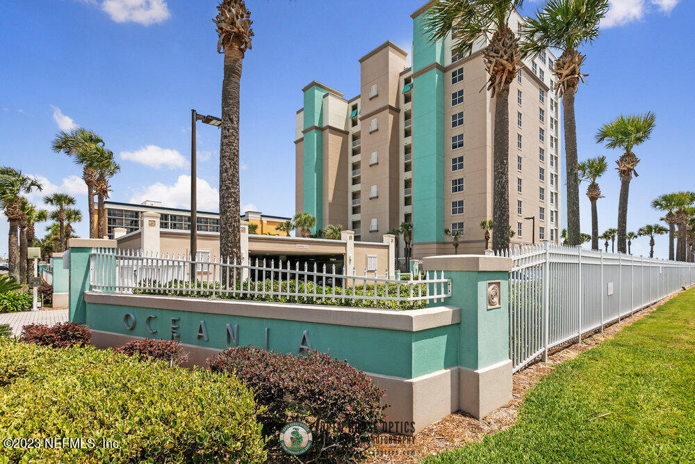 1415 1ST Street N, 502