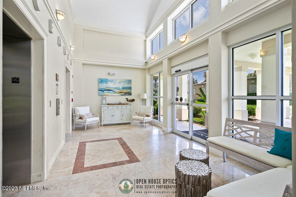 1415 1ST Street N, 502