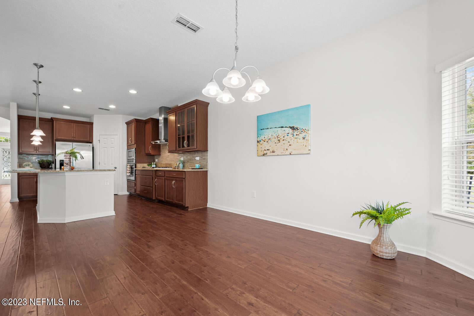 263 KIWI PALM Court