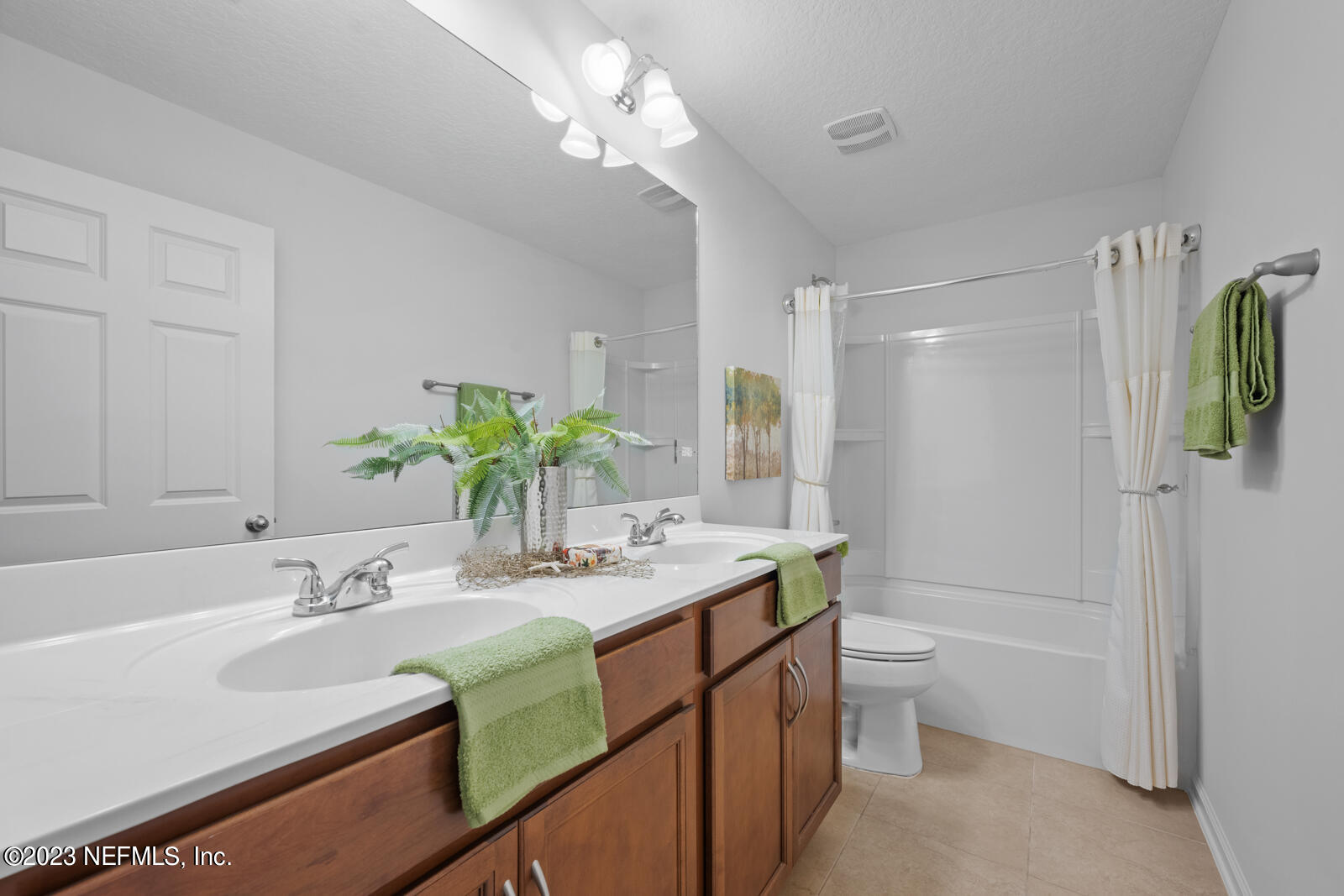 263 KIWI PALM Court