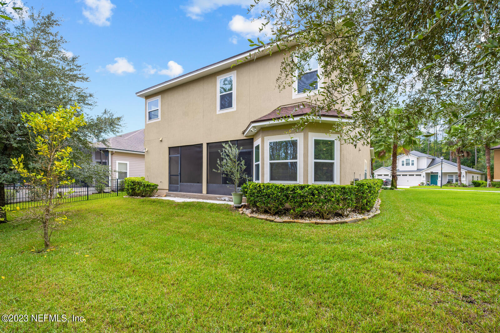 263 KIWI PALM Court