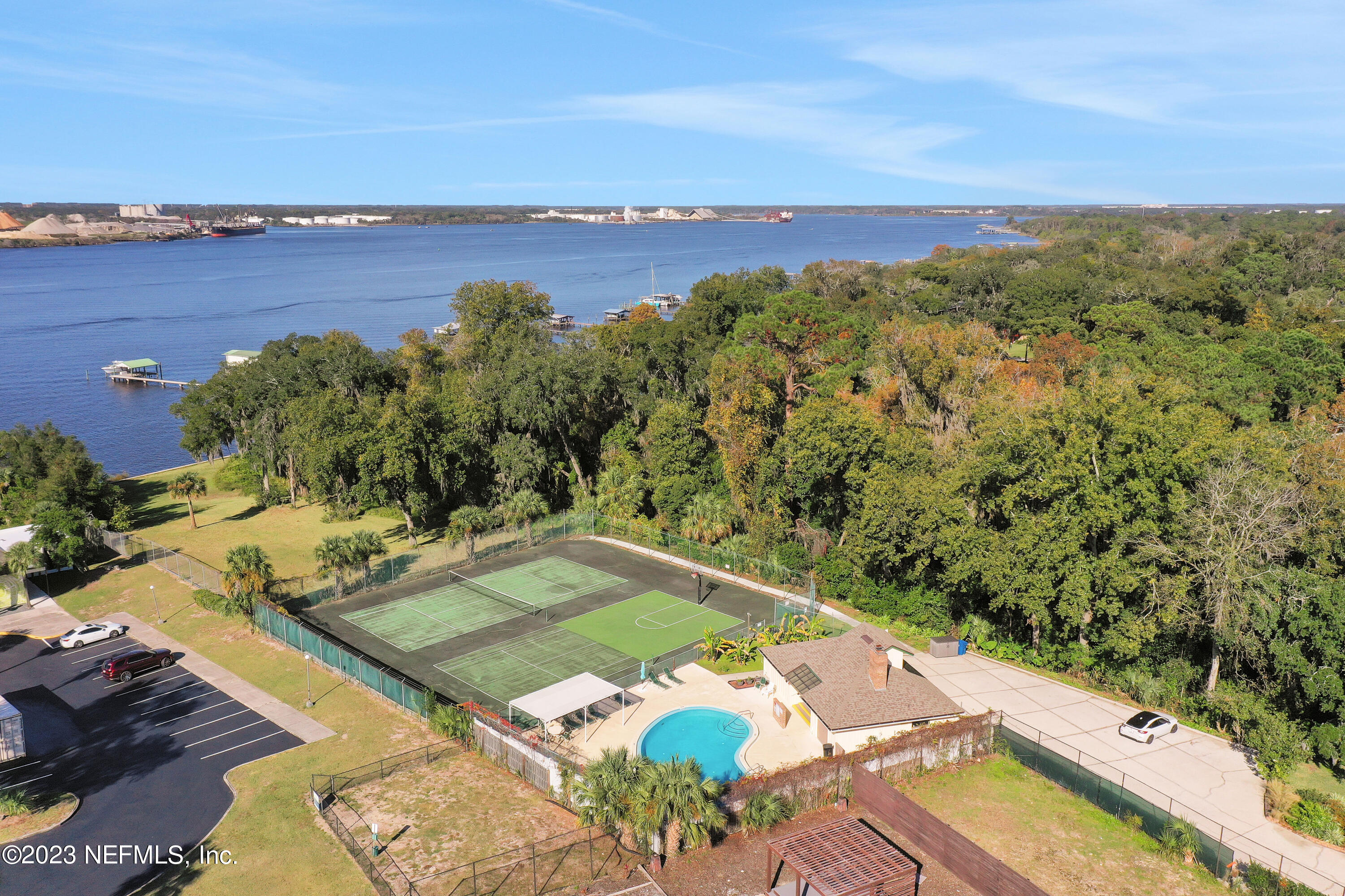 3550 MARSH CREEK Drive