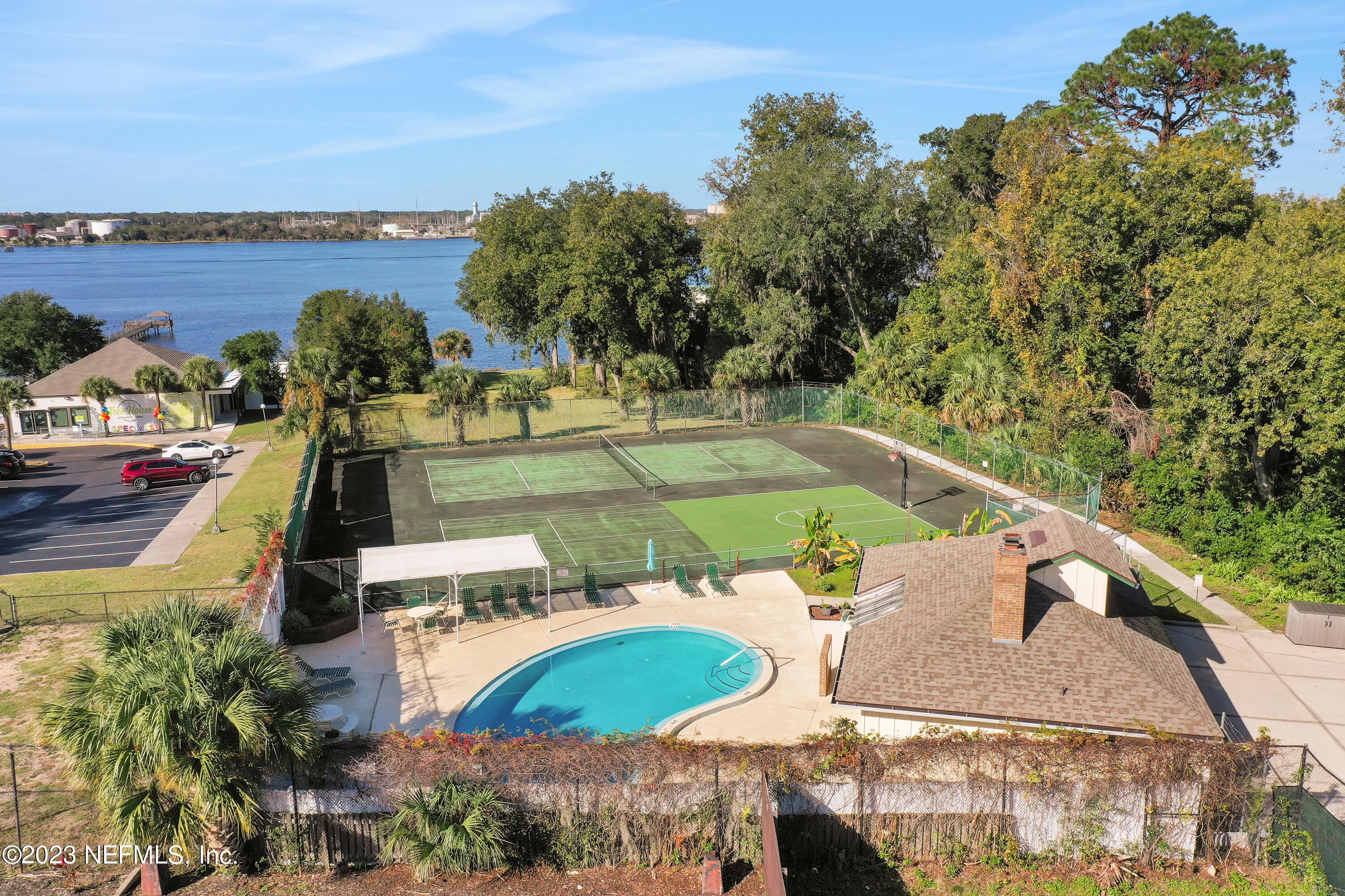3550 MARSH CREEK Drive