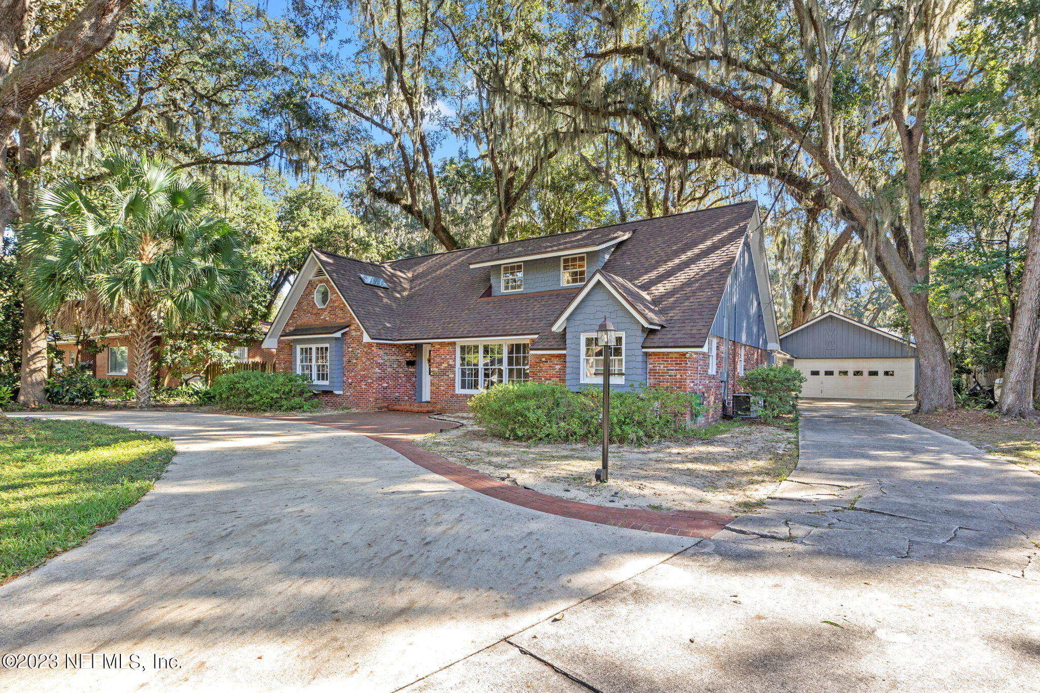 2607 RED FOX Road