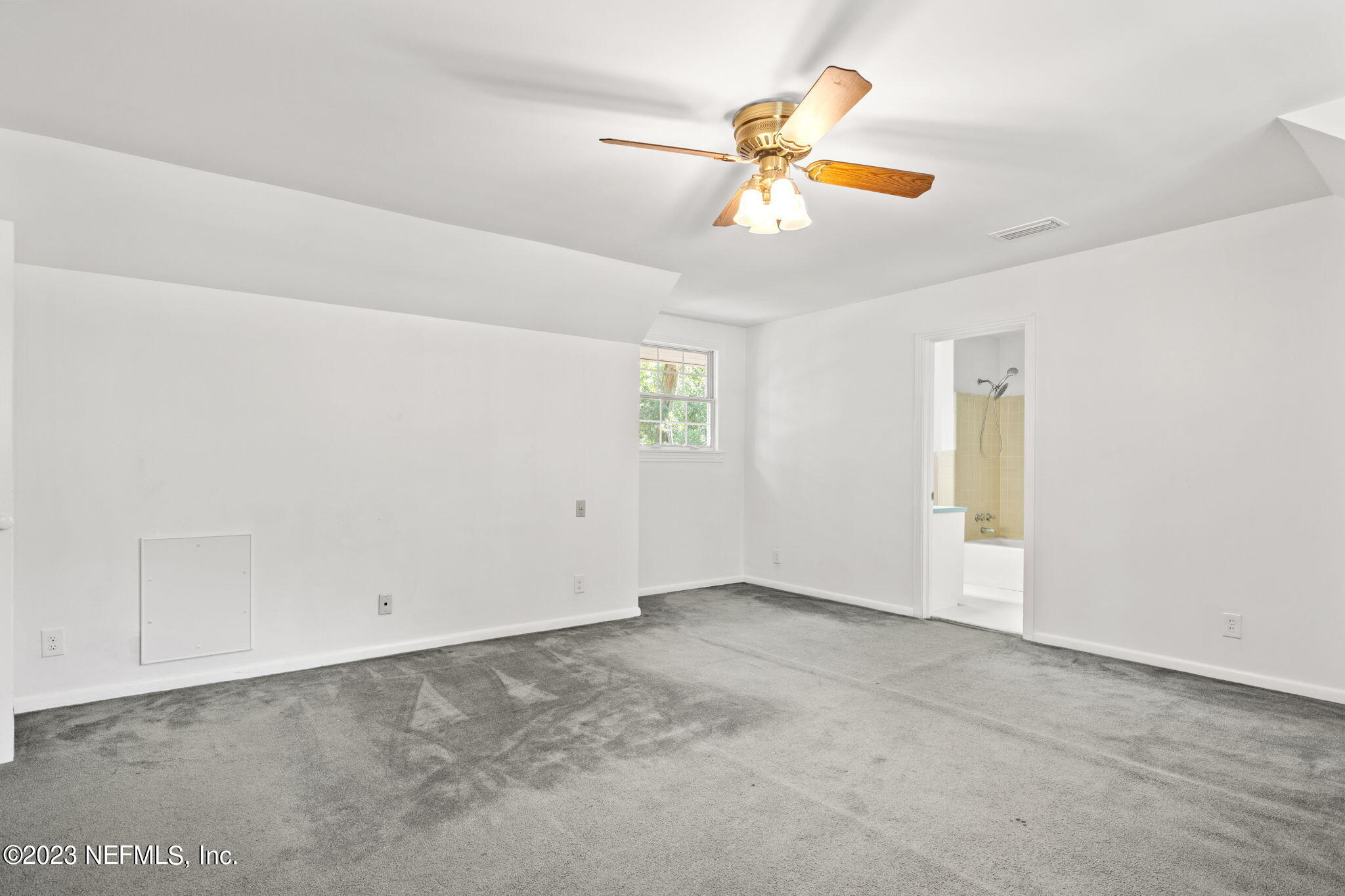 2607 RED FOX Road
