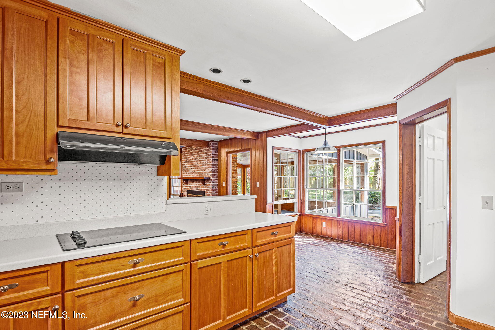 2607 RED FOX Road